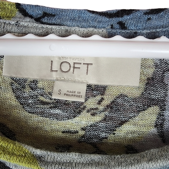 Anne Taylor Loft 100% Linen floral top - Picture 3 of 5